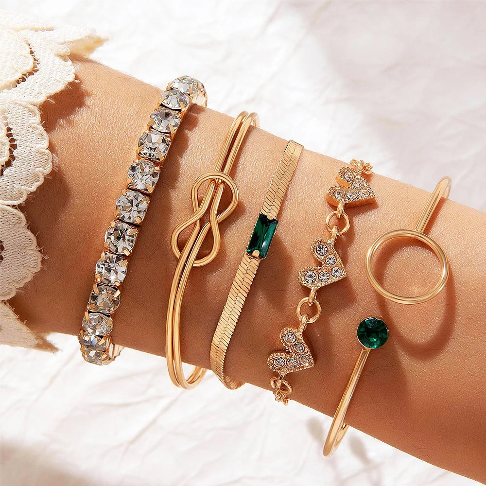 Fashionable Snake Imitation Gemstone Bangle