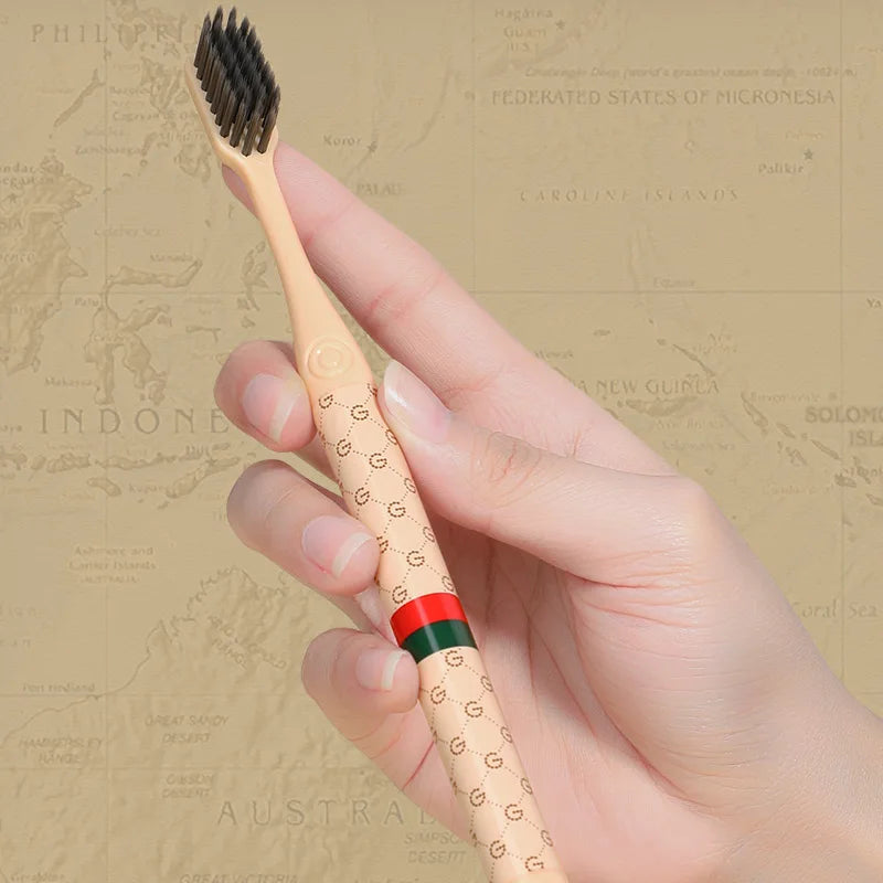 High-grade Toothbrush Set