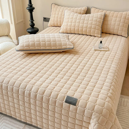Luxury Velvet Quilt Set