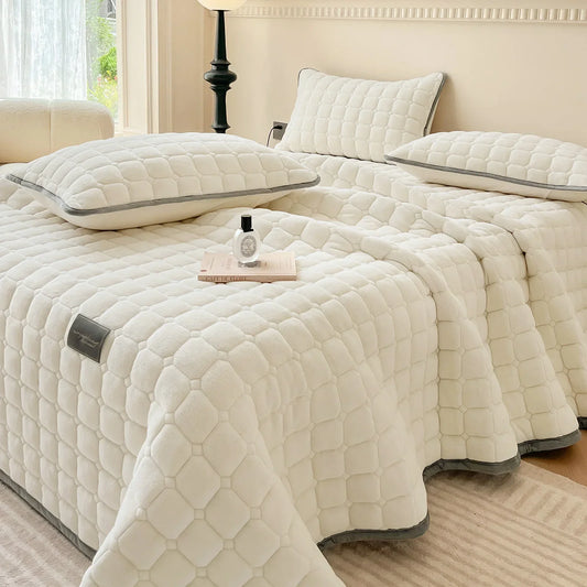 Luxury Velvet Quilt Set